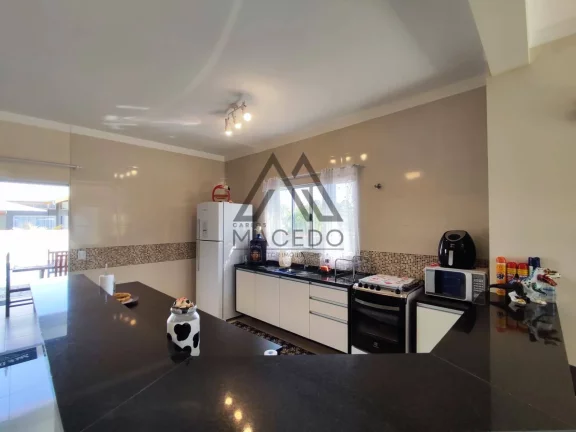 Imagem Casa Mobiliada no Ninho Verde 1 – Piscina Aquecida – Localização Especial