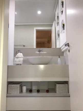 Imagem Apartamento à venda na República, São Paulo-SP: 1 quarto, 1 sala, 1 banheiro, 1 vaga de garagem, 43m² de área!