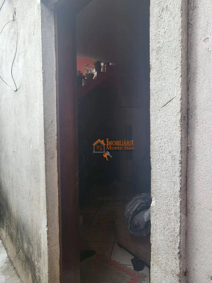 Imagem Sobrado com 5 dormitórios à venda, 125 m² por R$ 320.000,00 - Taboão - Guarulhos/SP