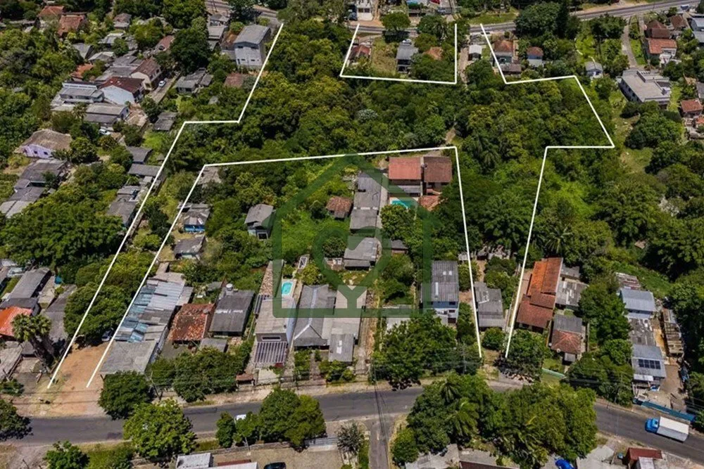 Imagem Com 10.247 m² na parte alta do bairro Vila Nova, este terreno oferece uma vista privilegiada e uma ...