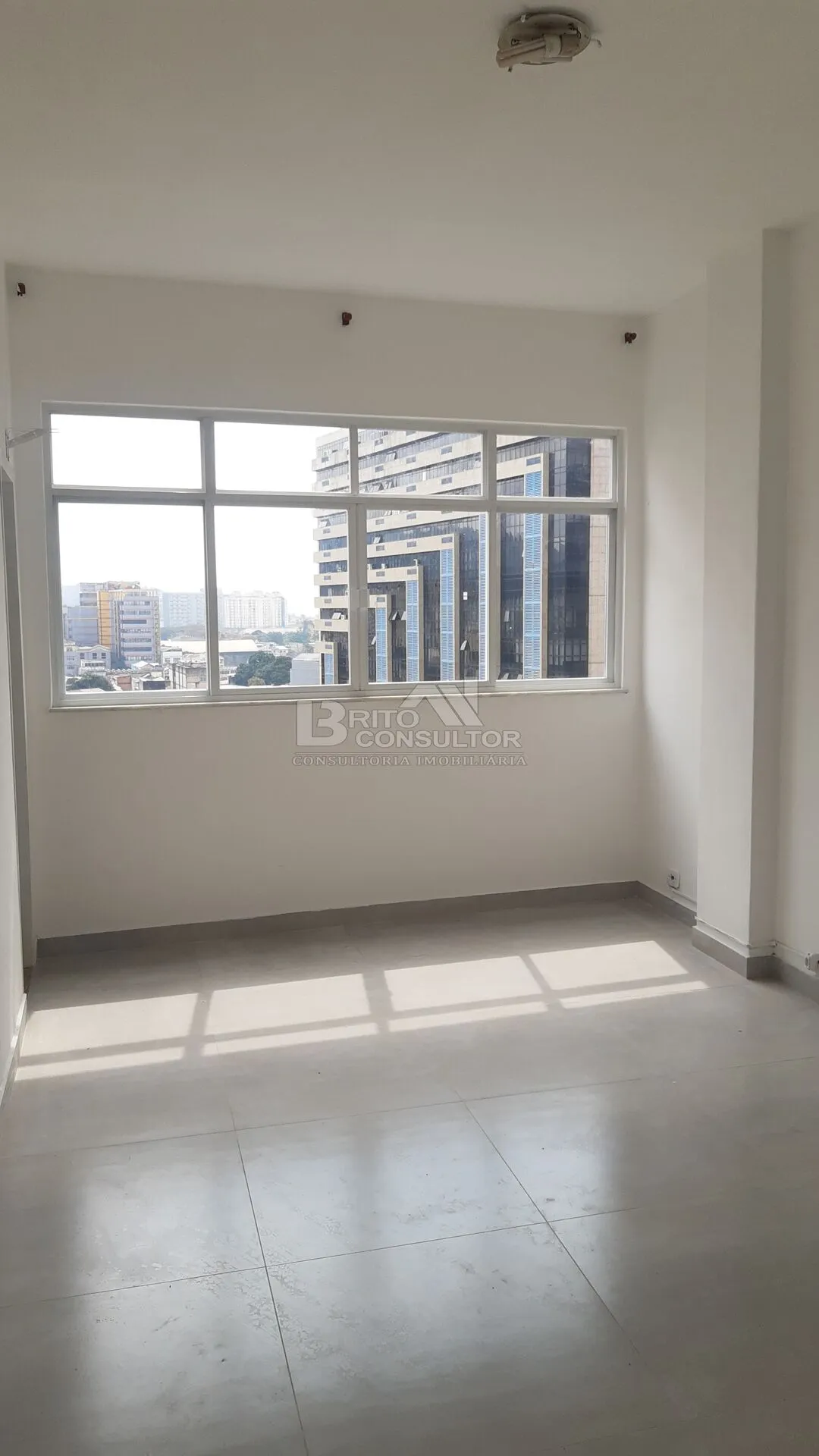 Imagem Sala Comercial com 20m² no Centro de Niterói/RJ