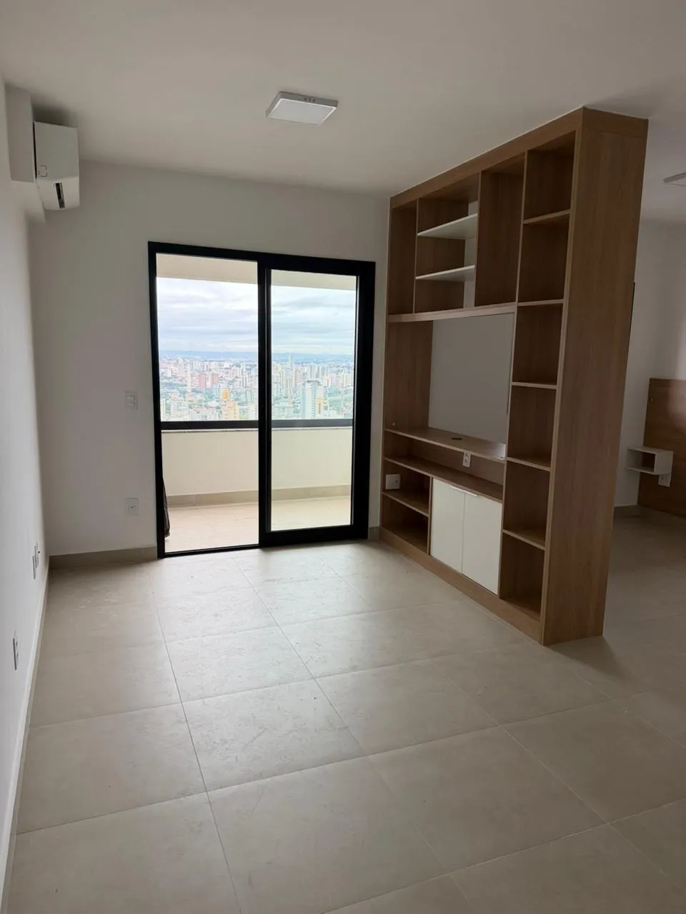 Imagem Apartamentos para locaçao com Piscina e 1 quartos, 47 m² - Mandarim Campolim Parque Campolim