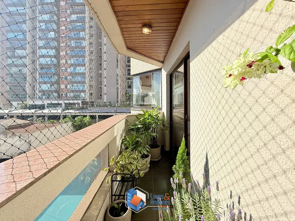 Imagem Apartamento para venda em Jardim das Acácias com 4 quartos, sendo 1 suíte, 130m²