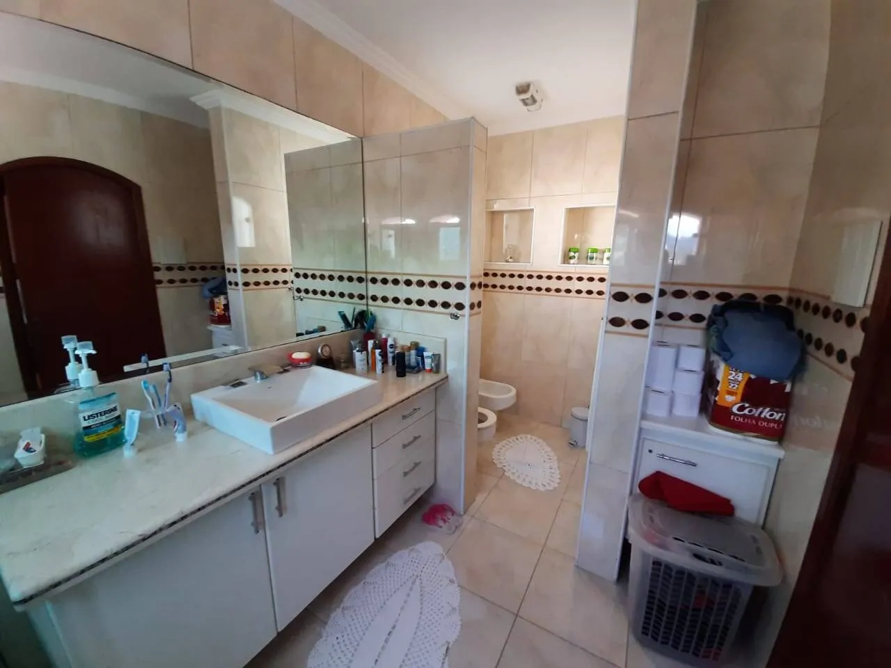 Imagem Sobrado de 387m² Localizado no Alphaville Residencial 3 - Santana de Parnaíba/SP!