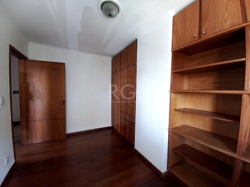 Imagem Casa para Venda - 224m², 3 dormitórios, sendo 1 suites, 3 vagas - Santana