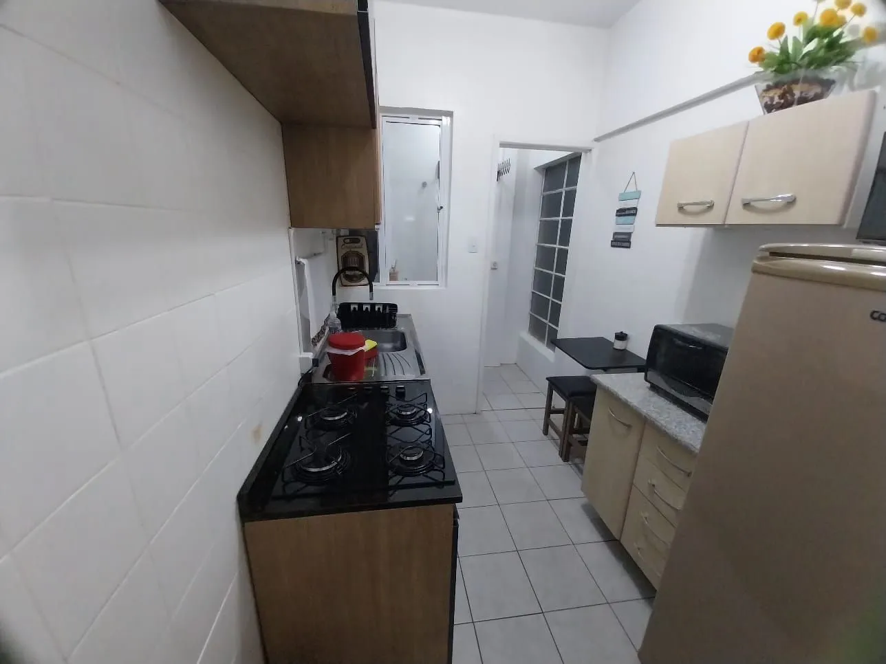 Imagem Oportunidade Excelente Apartamento 1D Mobiliado 2 piso com elevador Cidade Baixa.