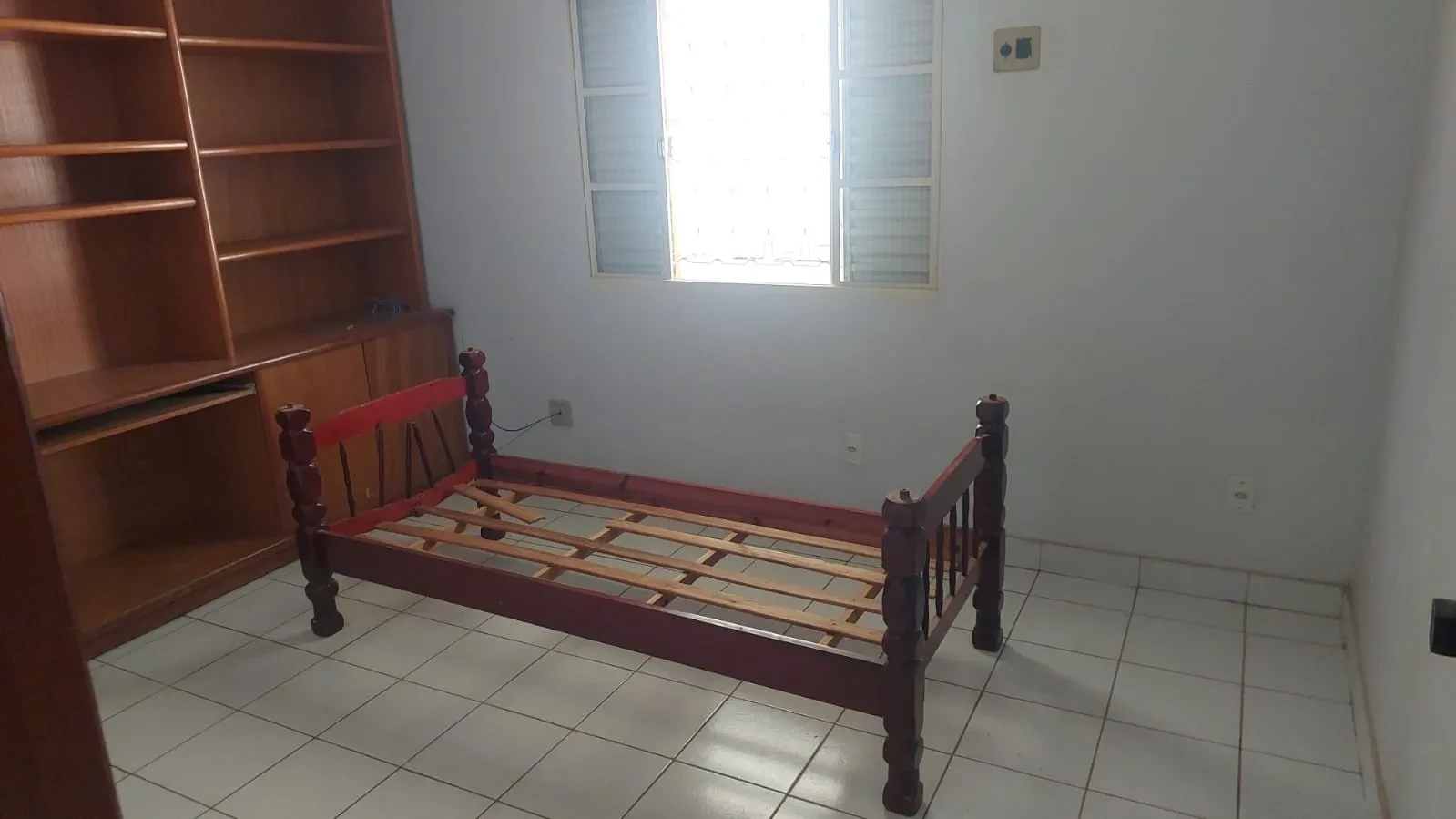 Imagem Casa com 3 Quartos para Alugar, 250 m² em Jardim das Américas - Cuiabá