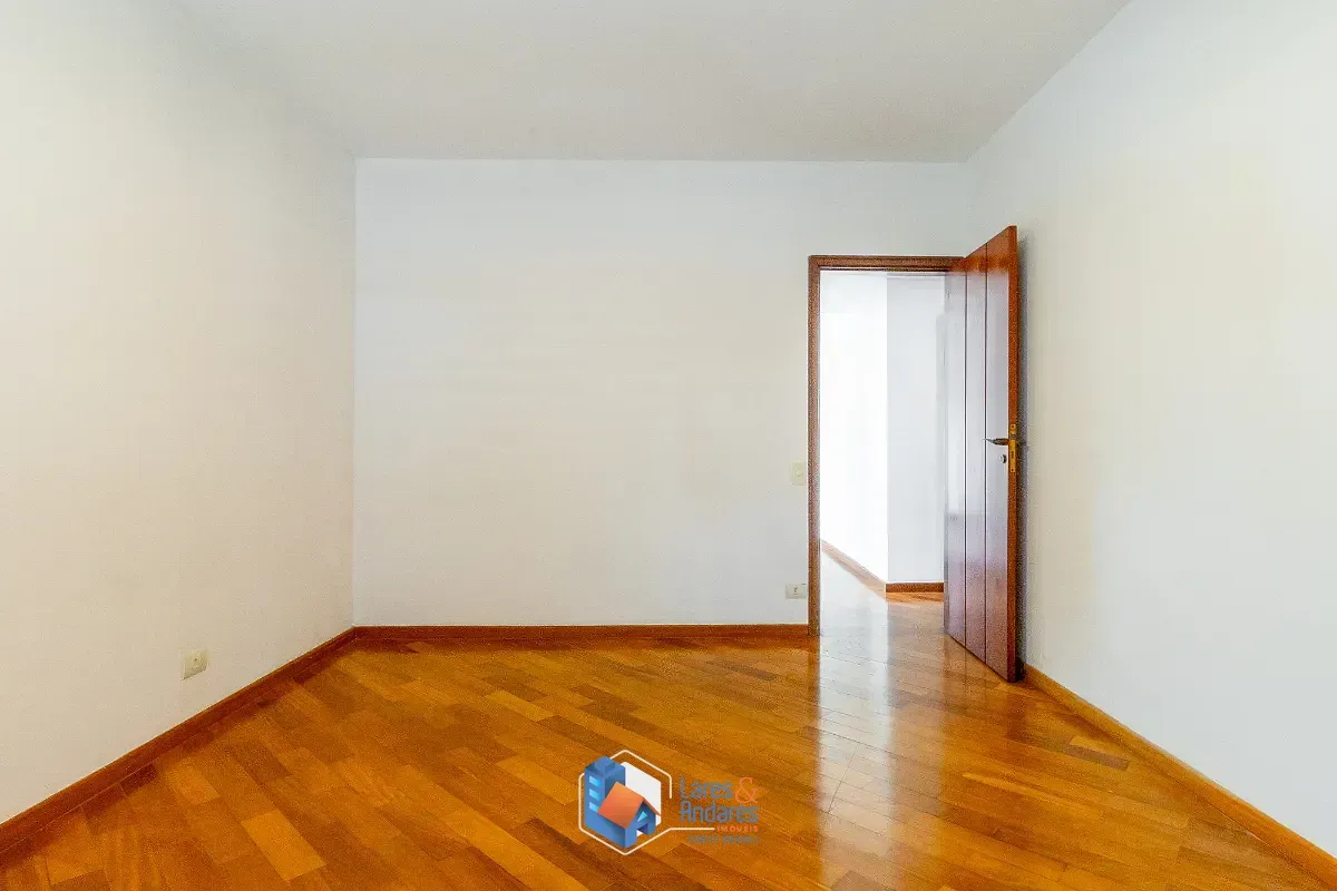 Imagem Apartamento para venda em Campo Belo com 3 quartos, sendo 1 suíte, 236m²