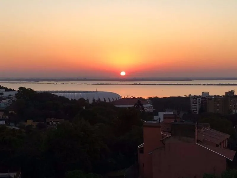 Imagem Casa Condominio para Venda - 350m², 4 dormitórios, sendo 1 suites, 2 vagas - Santa Tereza