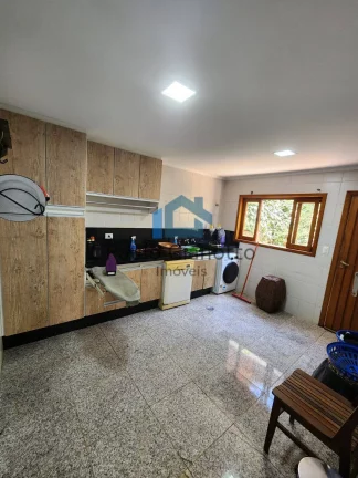Imagem Casa Exclusiva em Cond na Granja Viana – Privacidade e Sofisticação!