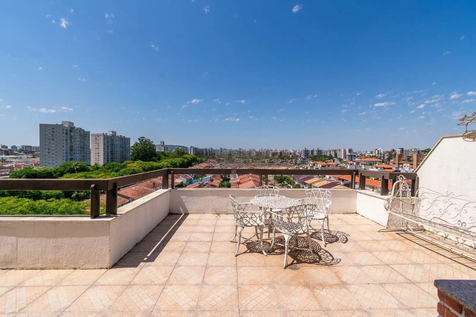 Imagem Cobertura com 3 dorm 189m² privativos 2 vagas individuais - Jardim Lindóia