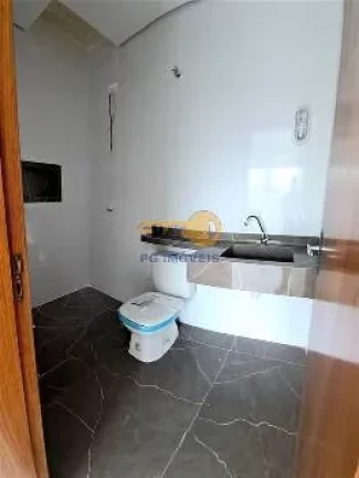 Imagem CONDOMÍNIO DE SOBRADO TRÍPLEX COM 3 DORMITÓRIOS NO BALNEÁRIO IRACEMÃ