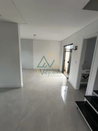 Imagem TRIPLEX PRONTO PARA MORAR