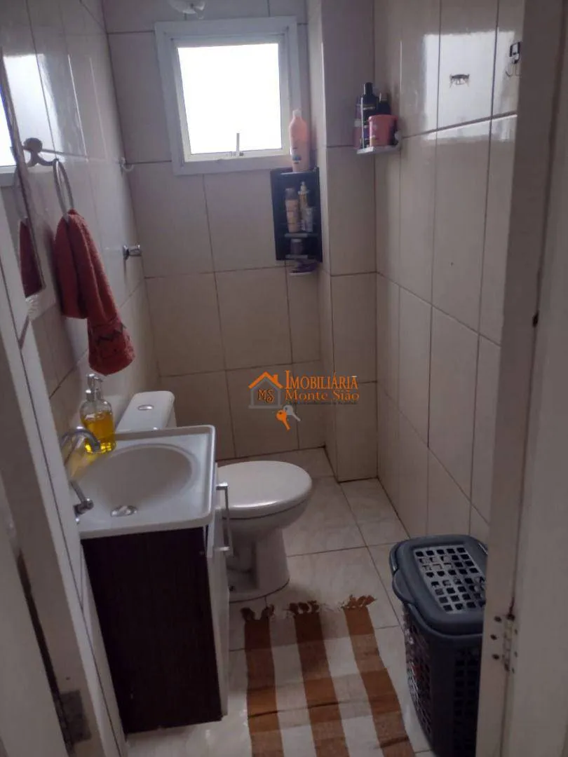Imagem Apartamento com 2 dormitórios à venda, 50 m² por R$ 280.000,00 - Água Chata - Guarulhos/SP