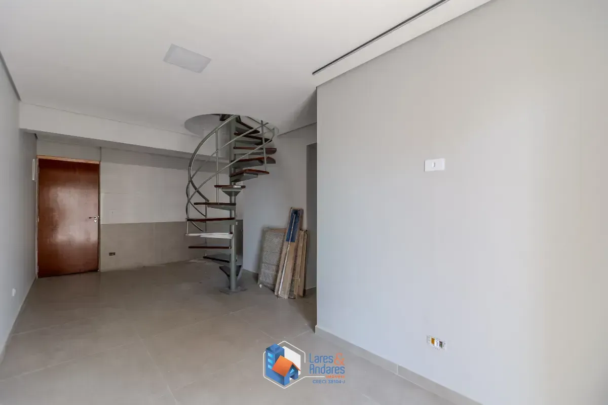 Imagem Cobertura para venda em Cambuci com 3 quartos, sendo 1 suíte, 119m²