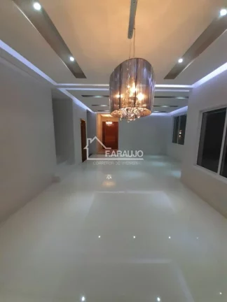Imagem Casa em Condomínio à venda em Alphaville Nova Esplanada 4 com 400m² 4 suítes, 4 vagas