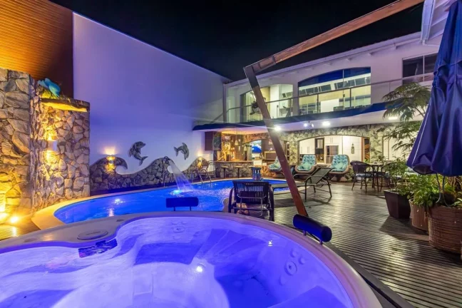 Imagem Casa de Alto Padrão Balneário Camboriú