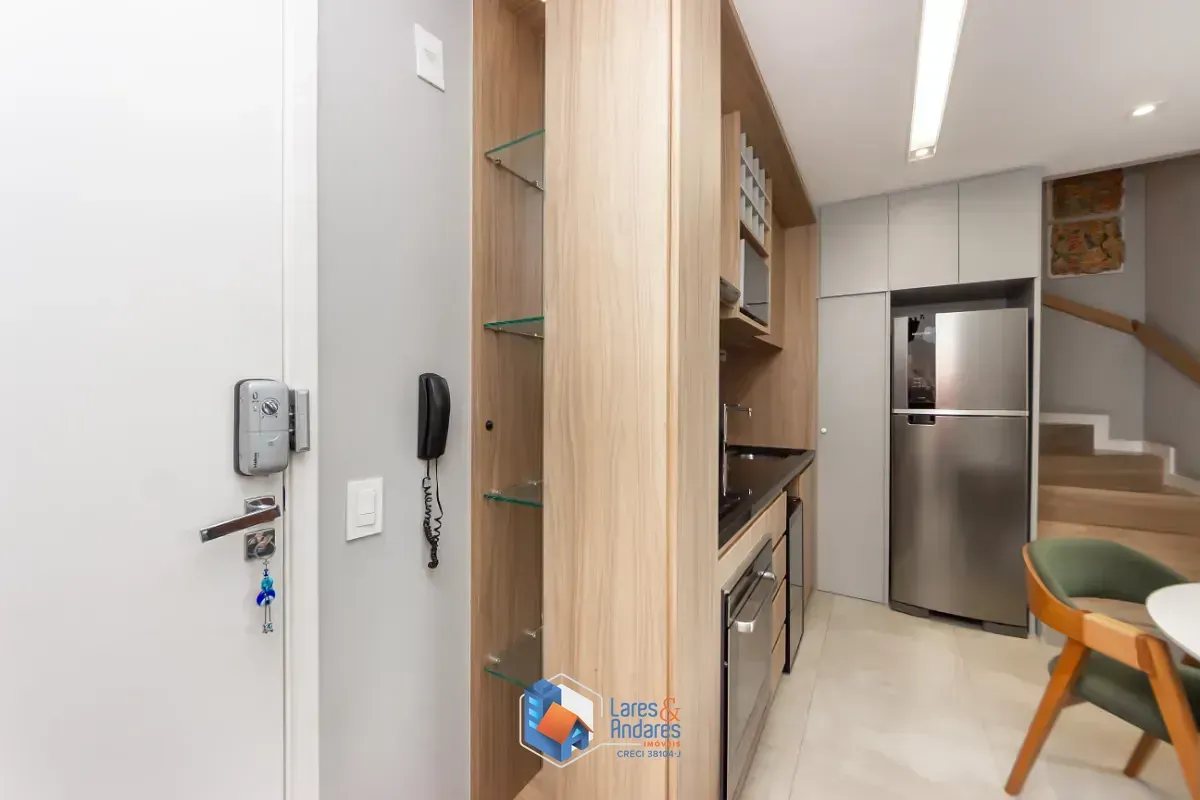 Imagem Duplex para venda em Pinheiros com 2 quartos, sendo 2 suítes, 75m²
