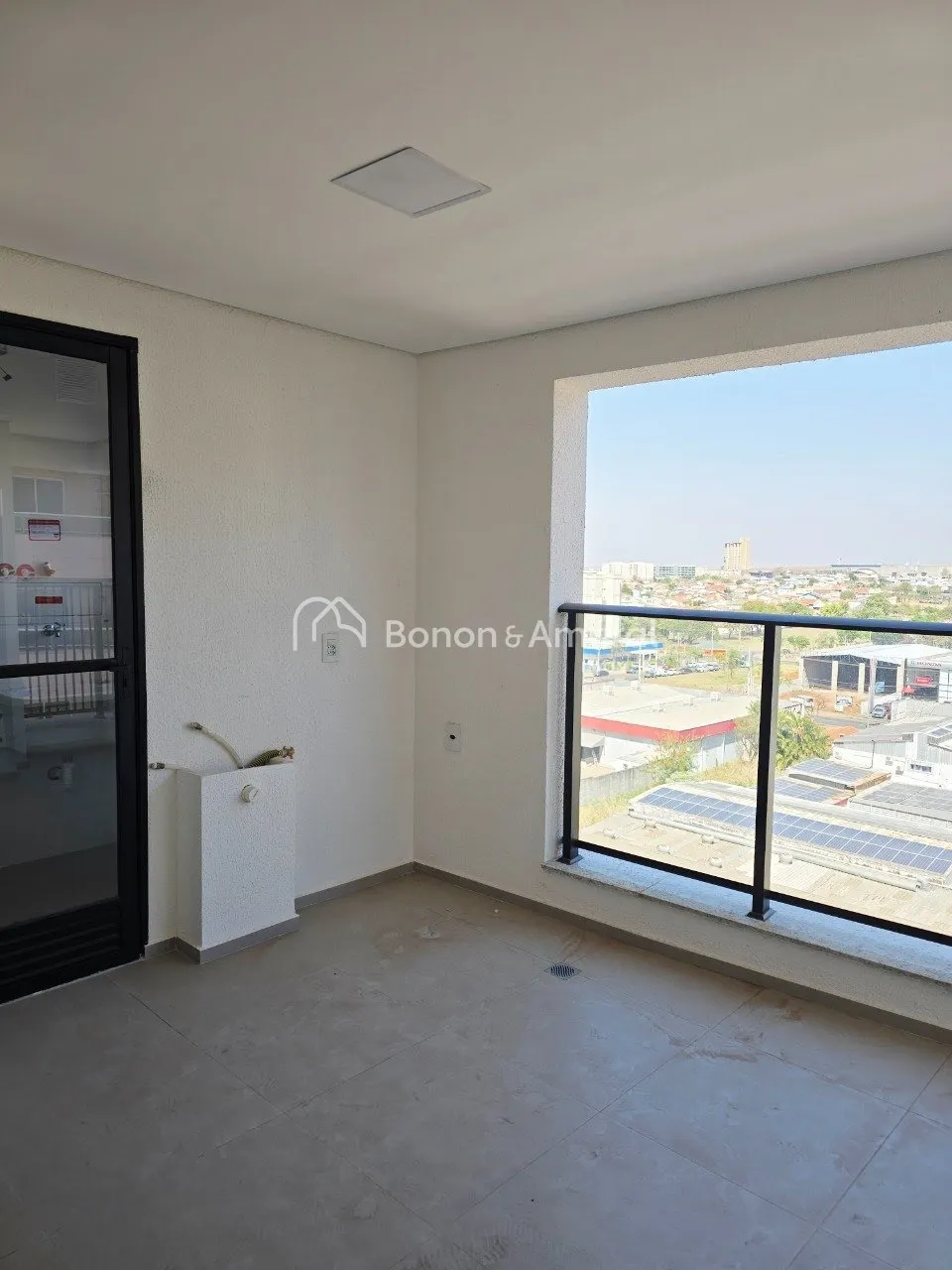 Imagem Apartamento com 3 quartos ( sendo 1 suíte), andar alto, Condomínio Amati, Paulínia