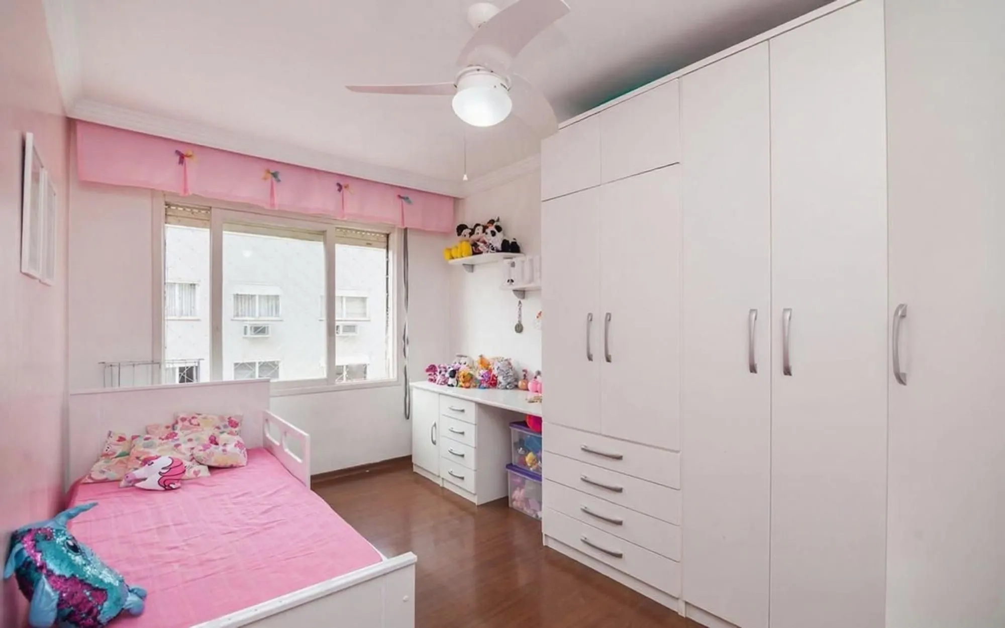 Imagem Vende-se apartamento com 2 quartos, 73m² e 1 vaga - Mont'Serrat