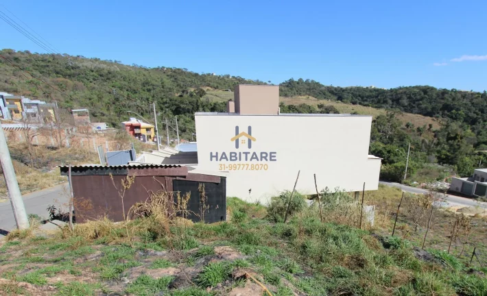 Imagem Excelente lote no bairro Camargos em Ibirité