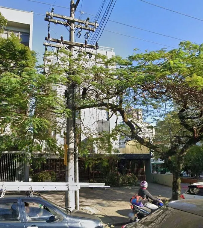 Imagem Apartamento no bairro Petrópolis de 2 dormitórios e vaga