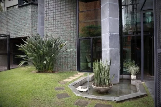 Imagem Vende-se linda Cobertura de 179m², toda reformada e com uma vista deslumbrante de São Paulo!!