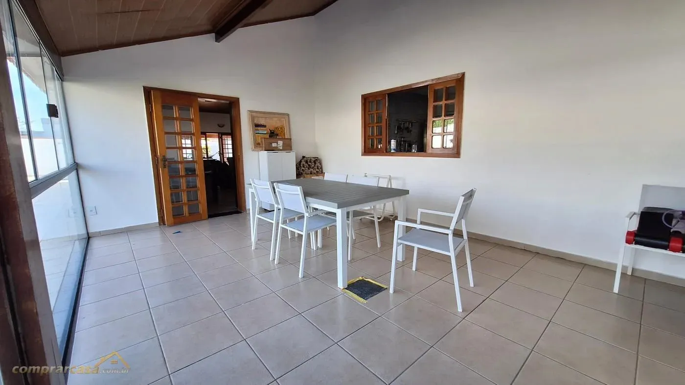 Imagem Casa em Canal Navegável na Ogiva, Cabo Frio/RJ