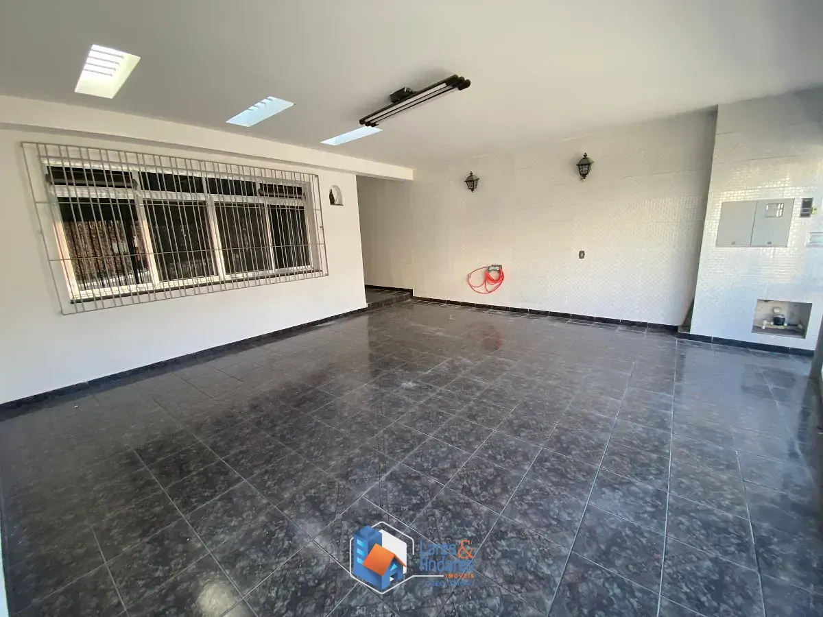 Foto do imóvel Sobrado para venda em Vila Babilônia com 4 quartos, sendo 1 suíte, 135m² em Rua Tejupá
