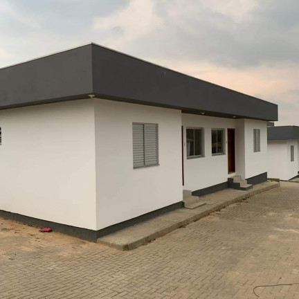 Casa de Condomínio com 2 Quartos à Venda, 57 m² em Laranjinha - Criciúma