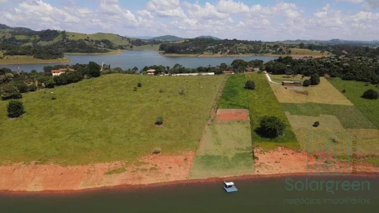 Imagem Terreno de 5.513 m² à Venda na Beira da Represa em Joanópolis