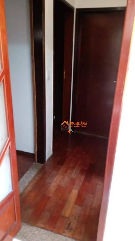 Imagem Casa com 3 dormitórios à venda, 194 m² por R$ 689.000,00 - Vila Rosália - Guarulhos/SP