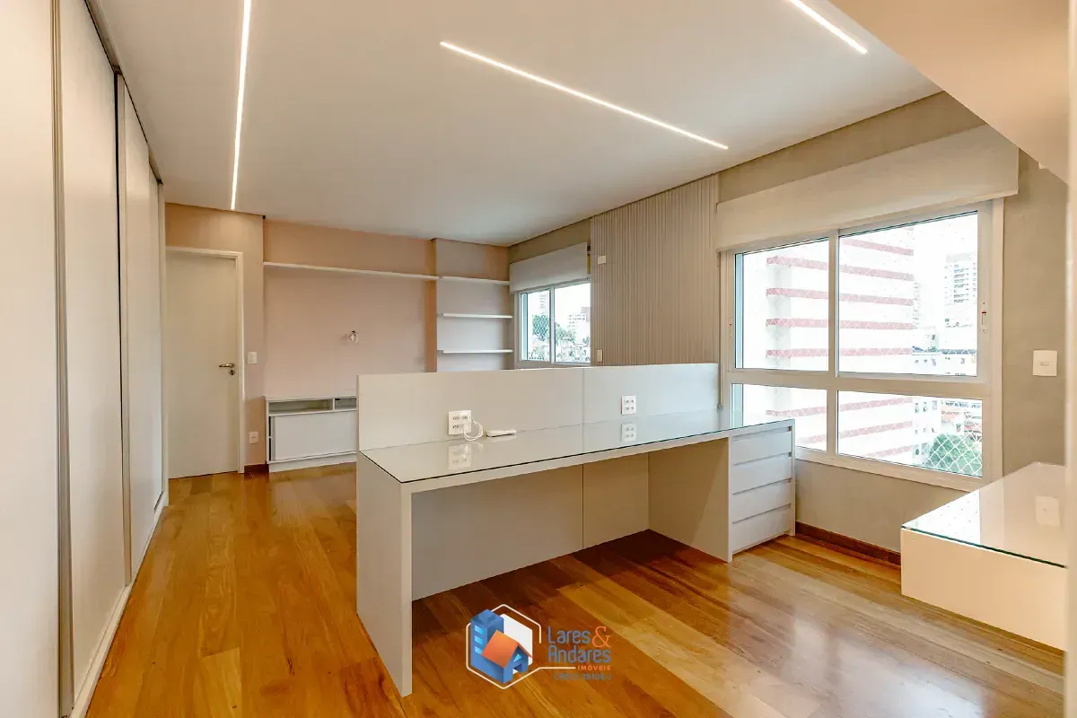 Imagem Apartamento para venda em Aclimação com 3 quartos, sendo 2 suítes, 234m²