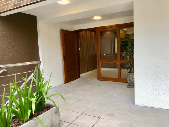 Imagem Algarve - Apartamento à venda no bairro Higienópolis - Porto Alegre/RS