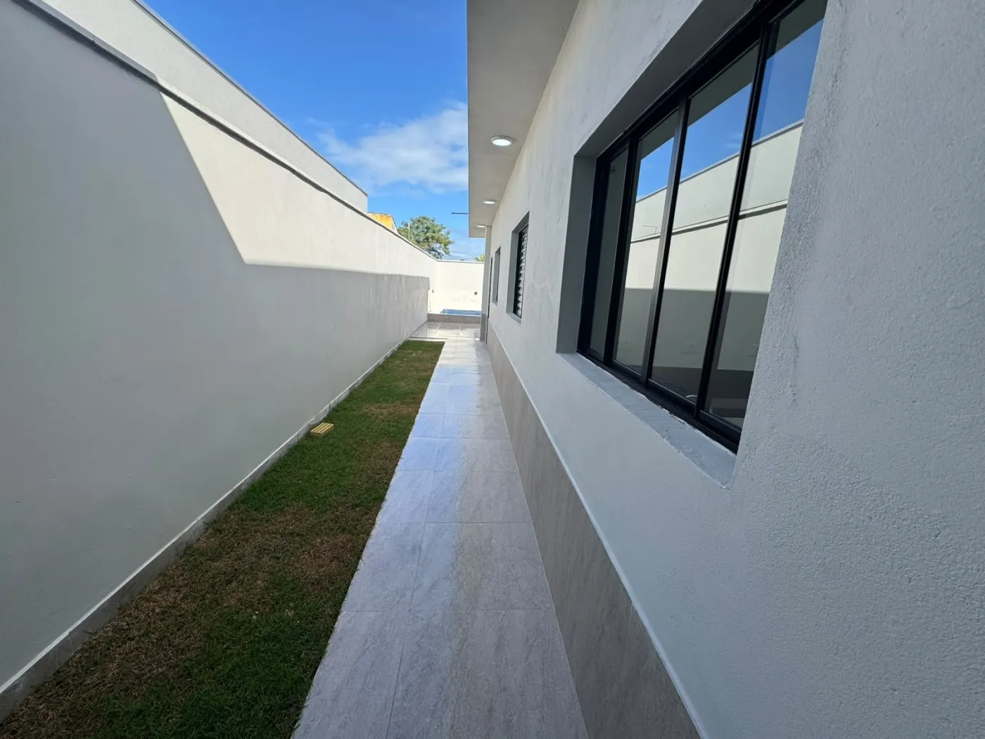 Imagem Casa para Venda em Itanhaém, Jamaica (Praia), 3 dormitórios, 1 suíte, 2 banheiros, 2 vagas