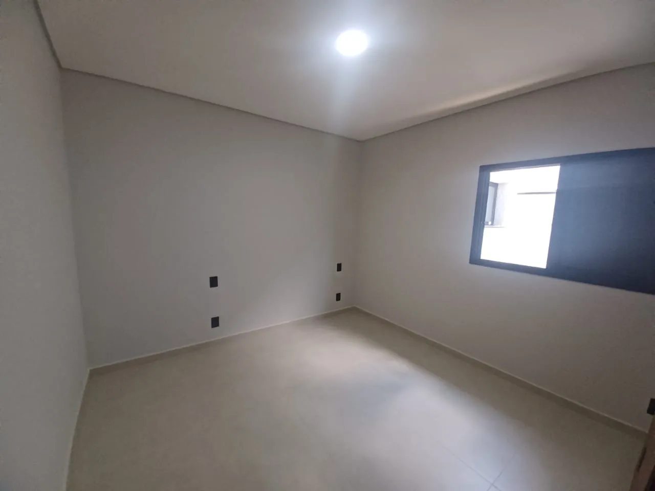 Imagem Impressionante casa térrea de 400m² com 5 dormitórios no Terras de São Lucas