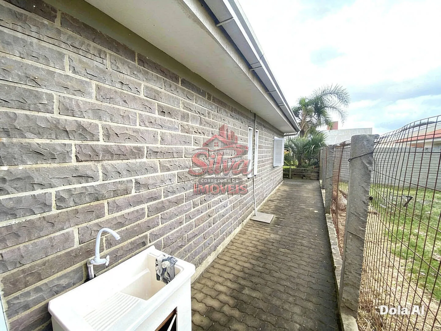 Imagem C517| Casa 2 dormitórios à venda a 650m do mar em Imbé