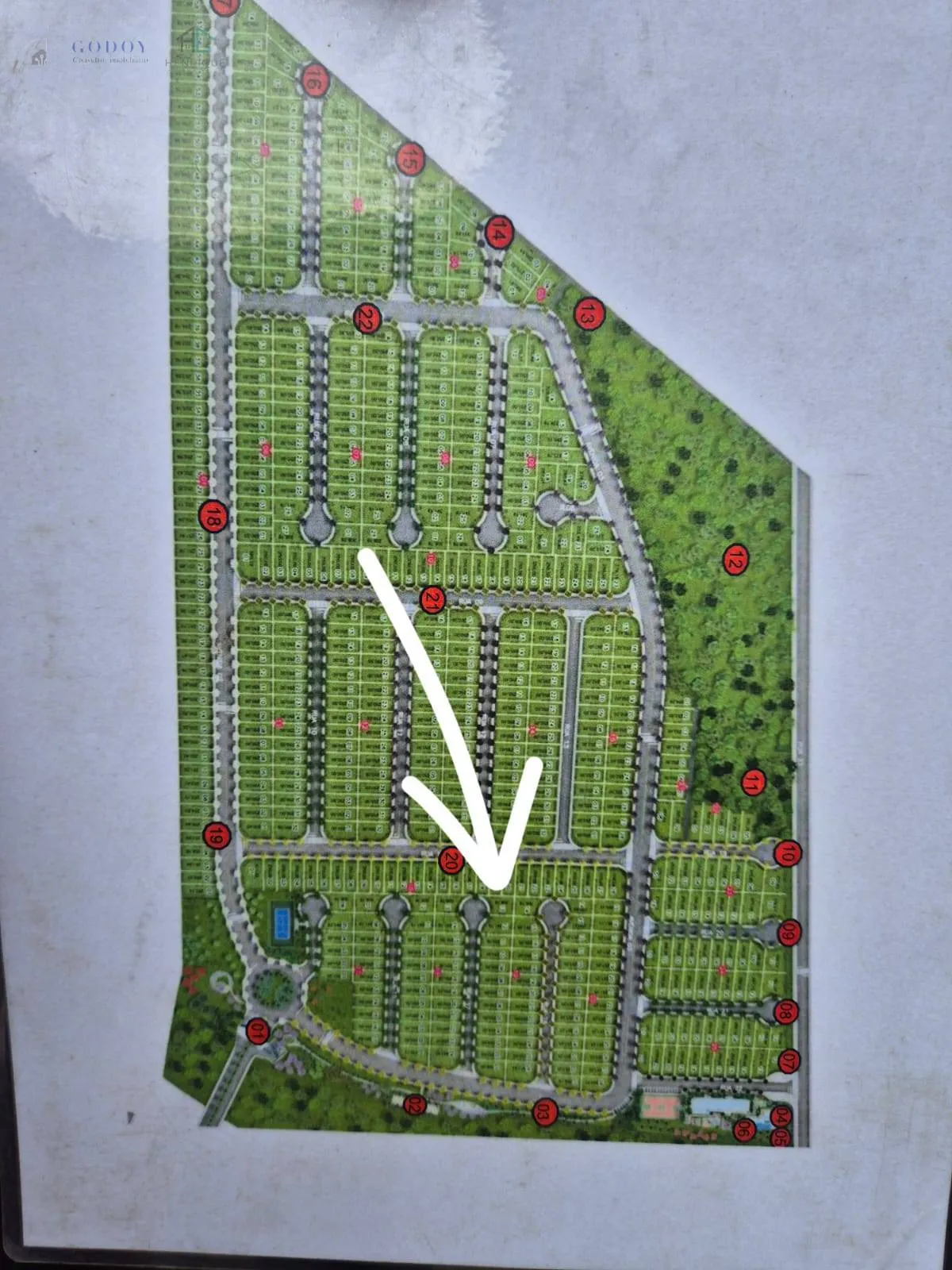 Imagem Terreno à venda - 250m² | Jardim Europa Residence Club - Pindamonhangaba/SP