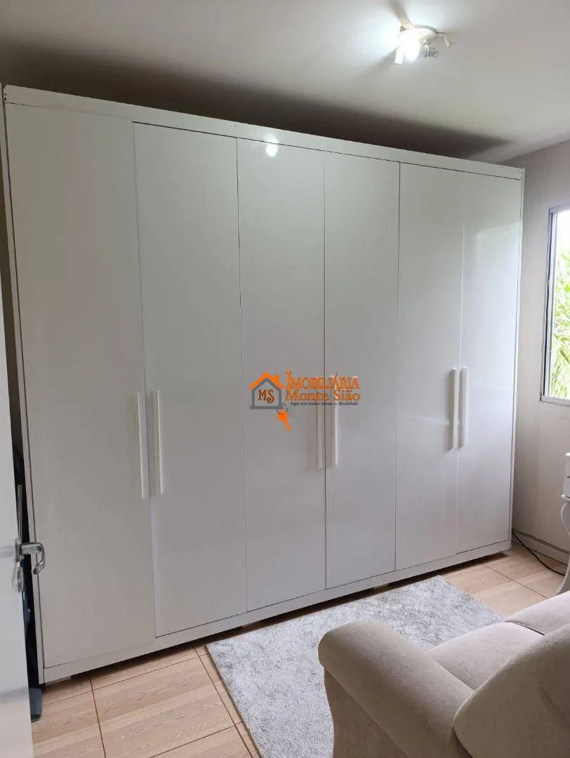 Imagem Apartamento com 2 dormitórios à venda, 45 m² por R$ 213.000,00 - Água Chata - Guarulhos/SP