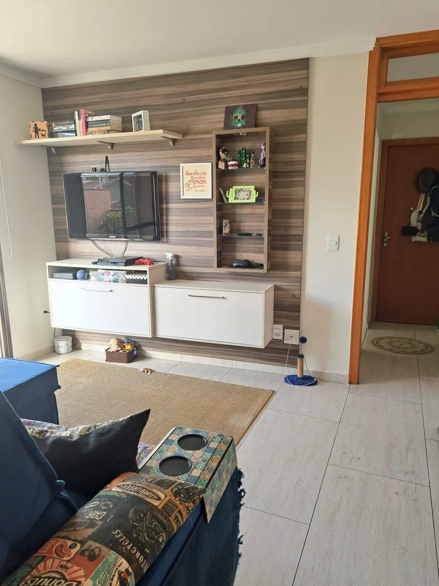 Imagem Apartamento com 02 quartos no Bairro Cristal (01 Suíte)