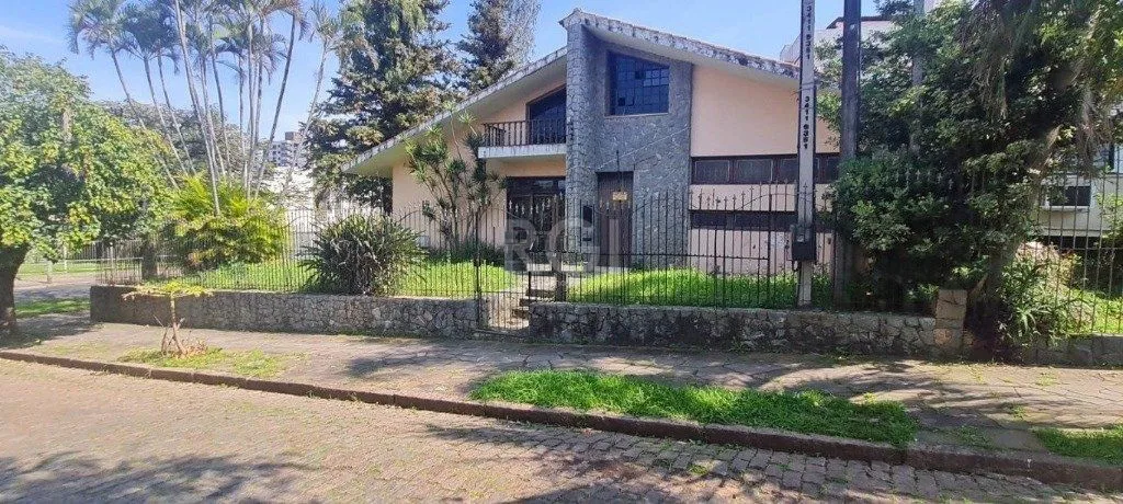 Imagem Casa para Venda - 400m², 4 dormitórios, sendo 1 suites, 4 vagas - Jardim Lindóia