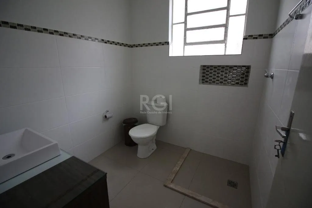 Imagem Casa com 3 Dormitórios Para comprar 250 m² - Petrópolis - Porto Alegre/R