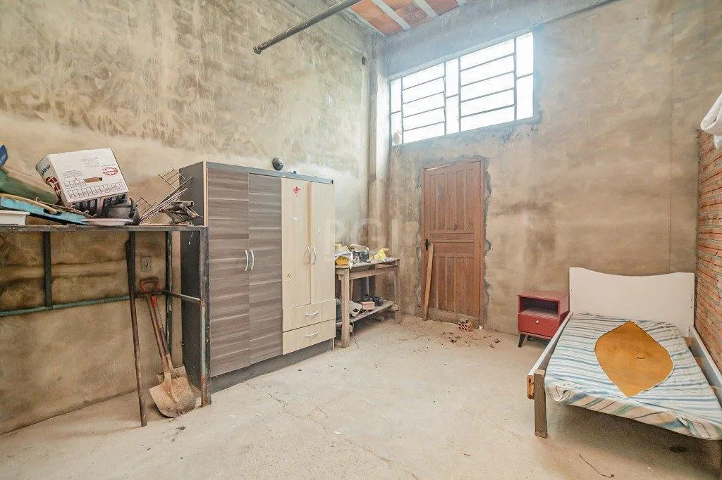 Imagem Predio para Venda - 74m², 0 dormitórios, Partenon