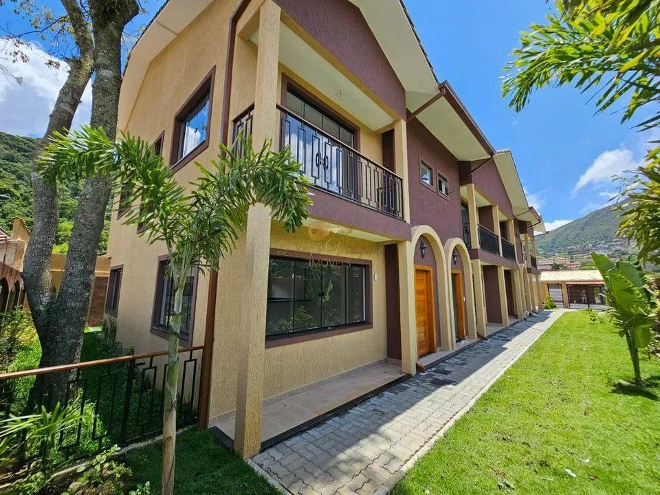 Foto do imóvel Casa em Condomínio para Venda em Teresópolis / RJ em Praça Padre Jeronymo Roozen