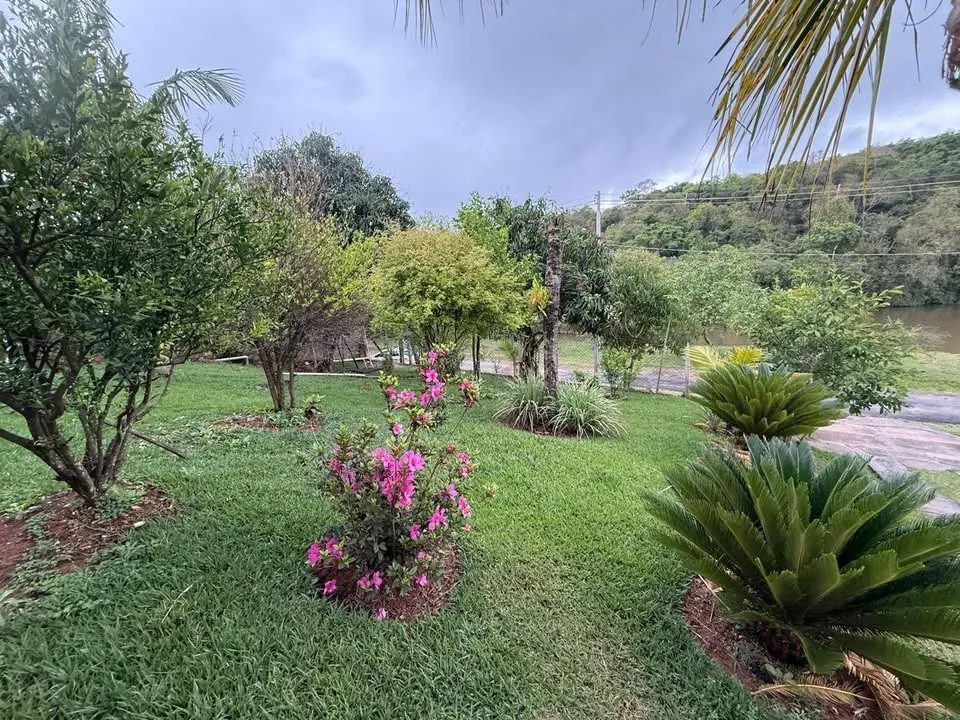 Imagem Chácara 2 Dormitórios 700m² Terreno à Venda ? Condomínio Aquarius Araçoiaba da Serra/SP