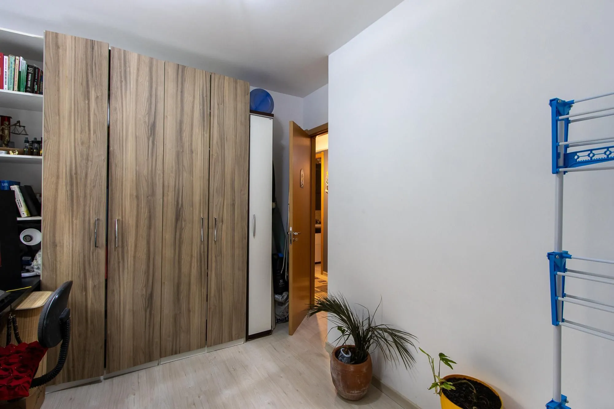 Imagem APARTAMENTO Á VENDA NO BAIRRO TERESÓPOLIS - 03 QUARTOS SENDO 01 SUITE - 01 VAGA