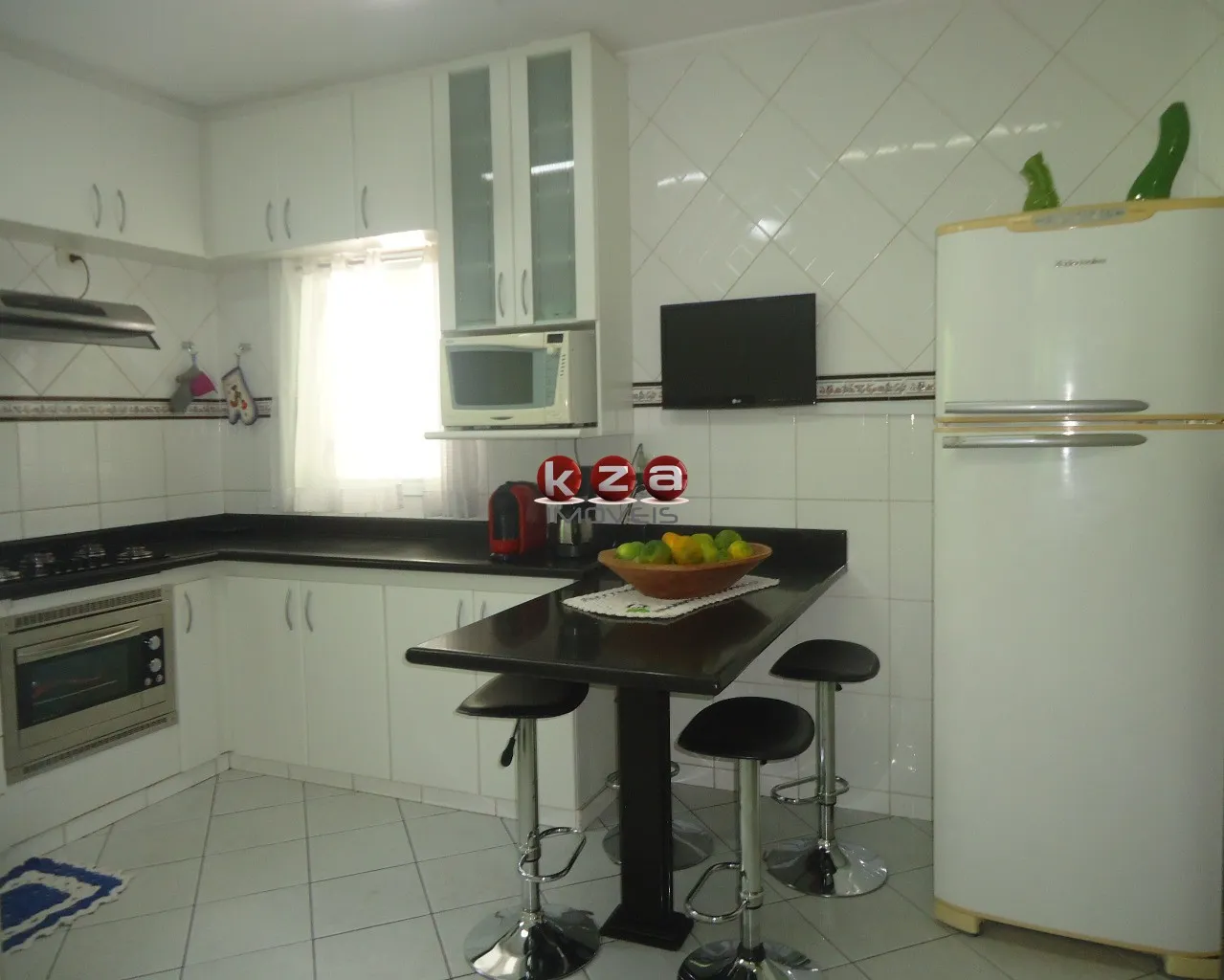 Imagem Imperdível: Casa à venda em Valinhos-SP, Jardim São Francisco - 4 quartos, 2 suítes, 3 salas, 5 banheiros, 4 vagas, 305m².