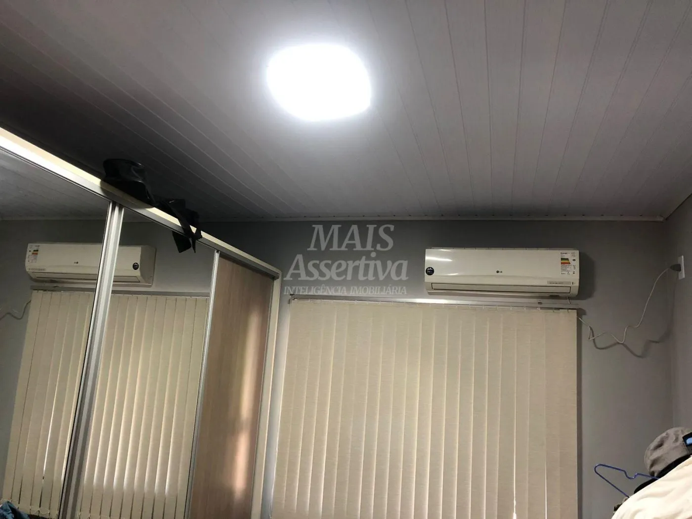 Imagem Casa mobiliada a venda no bairro Azaléia em Araricá/RS - 3 dormitórios