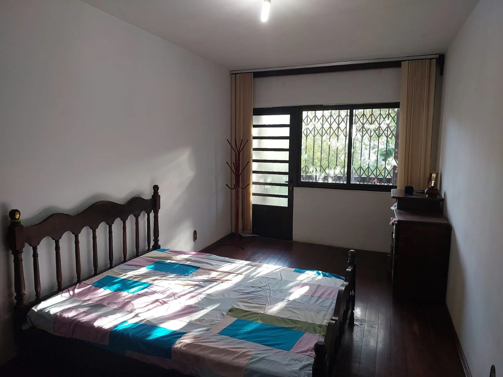 Imagem Casa a venda com 5 dormitórios no bairro Rio Branco.