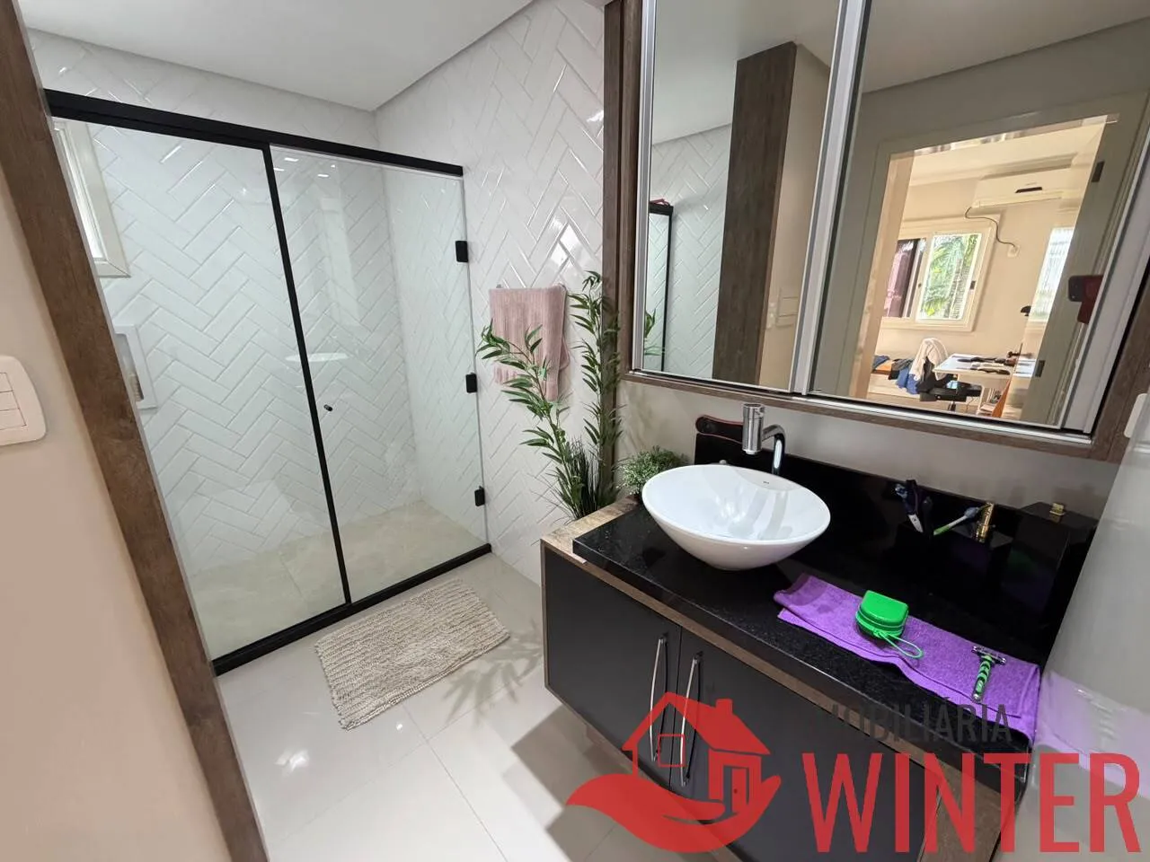 Imagem Apto mobiliado com 2 dorm e 2 vagas.